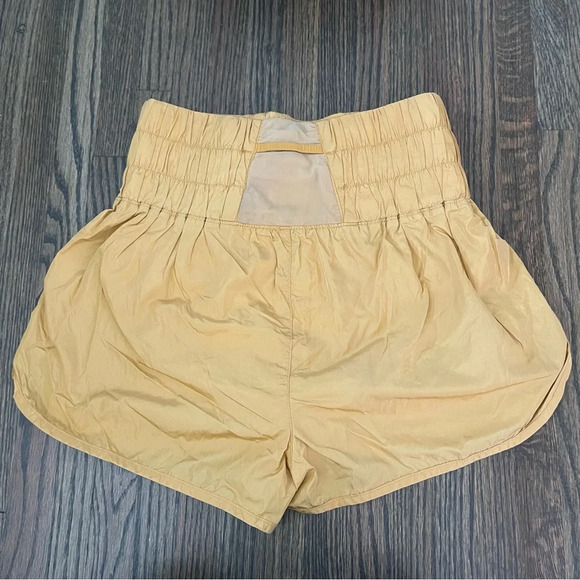 Free People Movement The Way Home high rise shorts size medium - Picture 5 of 7